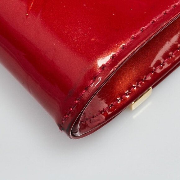 Louis Vuitton Pomme D'Amour Monogram Vernis Ana Clutch Bag - Picture 12 of 12